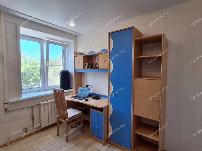 трёхкомнатная квартира на улице Героя Советского Союза Усилова дом 1 к4