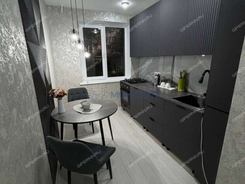 двухкомнатная квартира на улице Тропинина дом 3