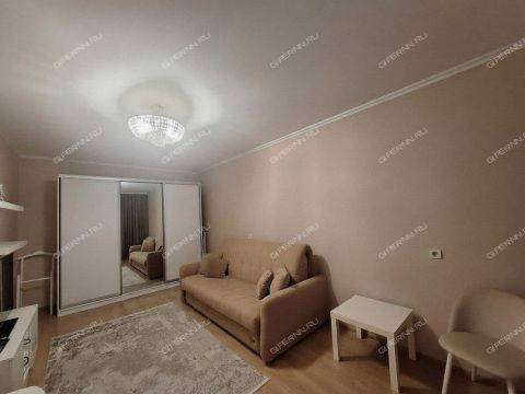 1-komnatnaya-ul-vyatskaya-d-1 фото