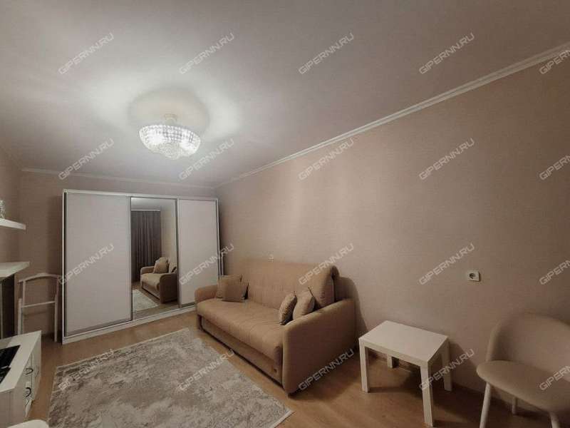 однокомнатная квартира на Вятской улице дом 1