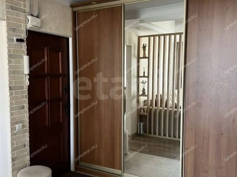 трёхкомнатная квартира на Зелёной улице дом 65