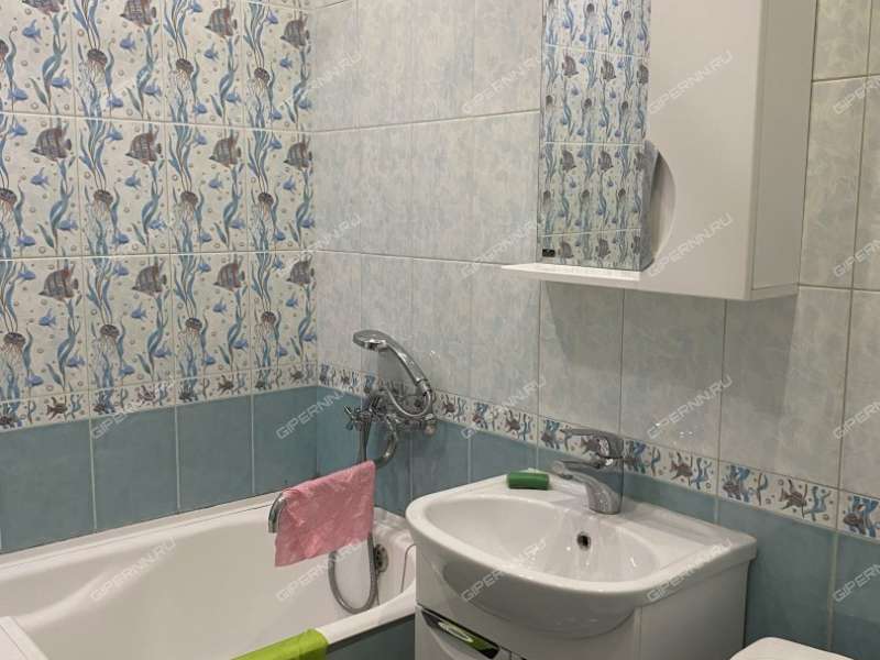 двухкомнатная квартира на улице Героя Рябцева дом 13