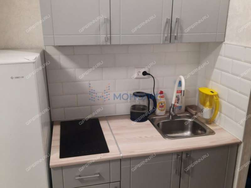 комната в доме 42 на улице Бурденко