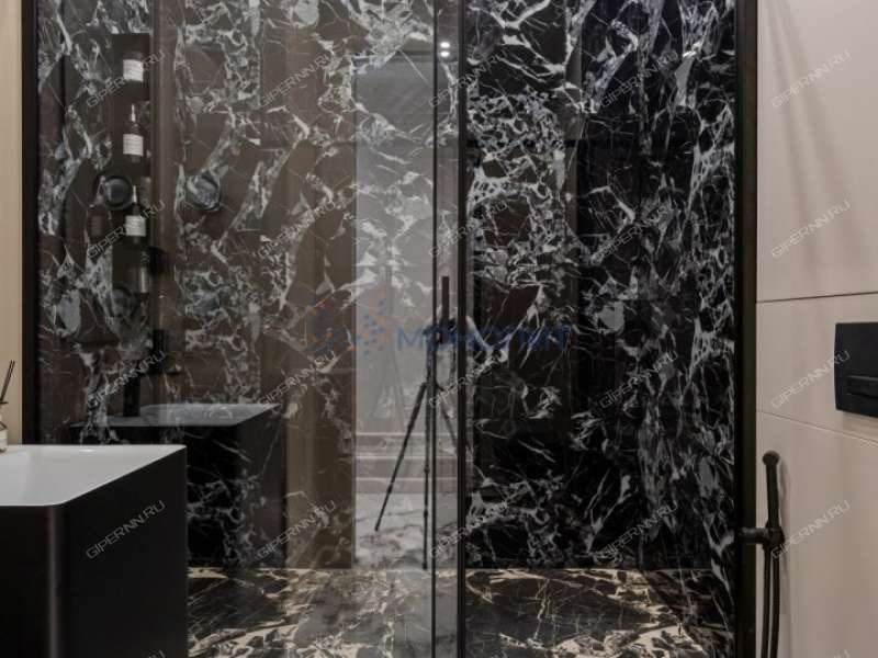 трёхкомнатная квартира на Большей Печёрской улице дом 89