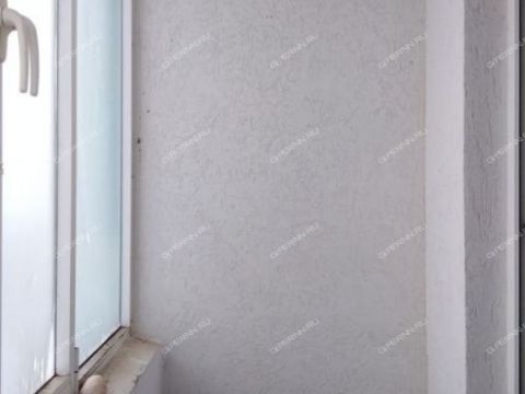 1-komnatnaya-ul-40-let-pobedy-d-18 фото