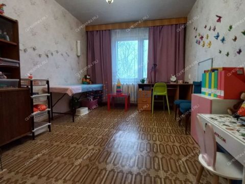 3-komnatnaya-ul-strokina-d-5 фото