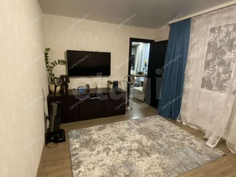 двухкомнатная квартира на Волжской набережной дом 24