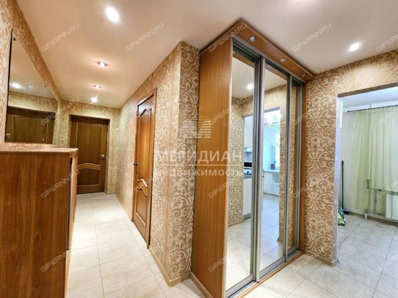 трёхкомнатная квартира на улице Даргомыжского дом 11