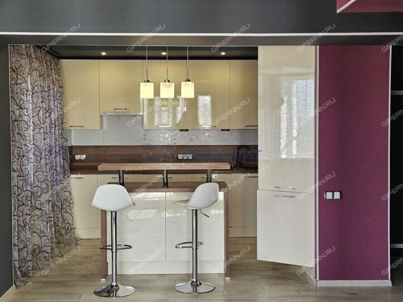 трёхкомнатная квартира на улице Родионова дом 193 к6