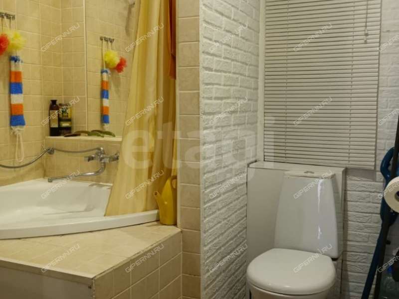 однокомнатная квартира на Ошарской улице дом 58