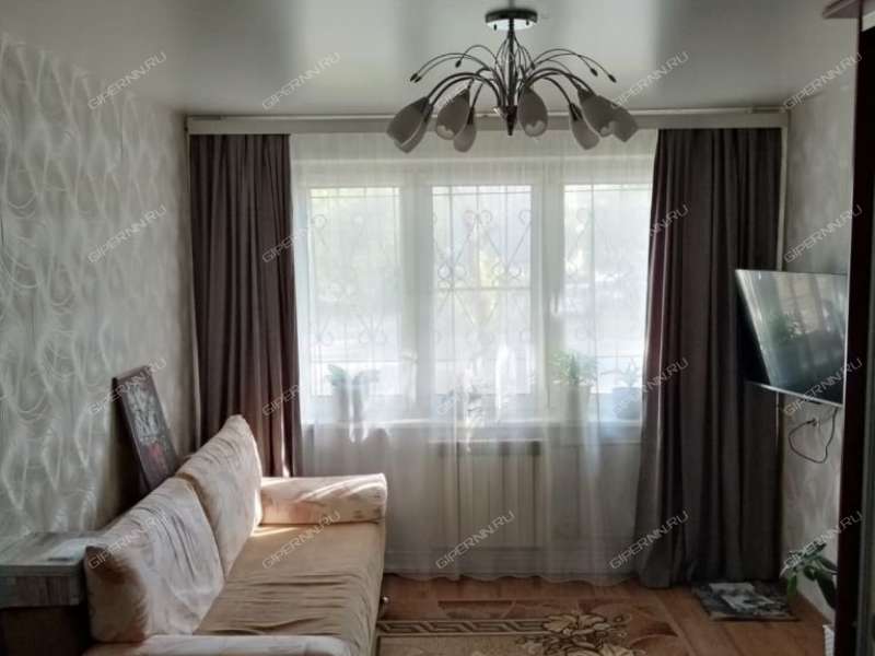 двухкомнатная квартира на улице Юлиуса Фучика дом 37