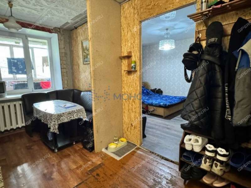 комната в доме 35 на Дворовой улице