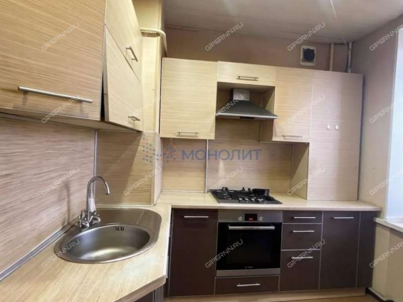 трёхкомнатная квартира на Московском шоссе дом 213