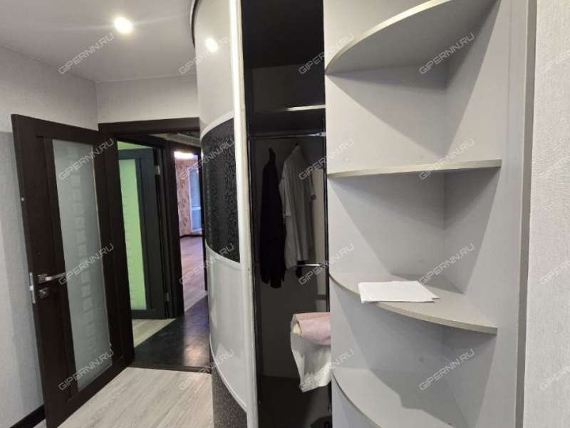 трёхкомнатная квартира на улице Гаугеля дом 16