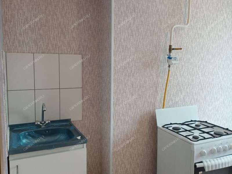 двухкомнатная квартира на Ясной улице дом 33