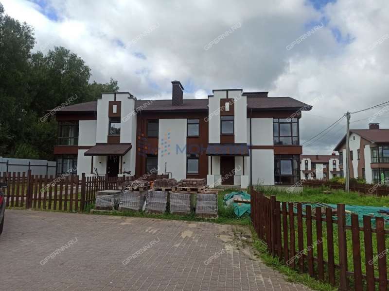 дом на улице Лесная деревня Фроловское