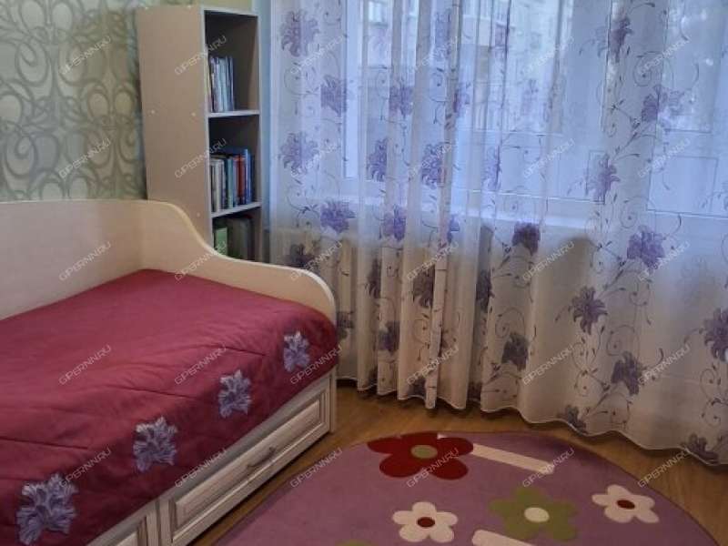 четырёхкомнатная квартира на улице Юлиуса Фучика дом 7