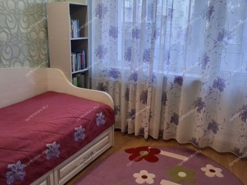 4-komnatnaya-ul-yuliusa-fuchika-d-7 фото