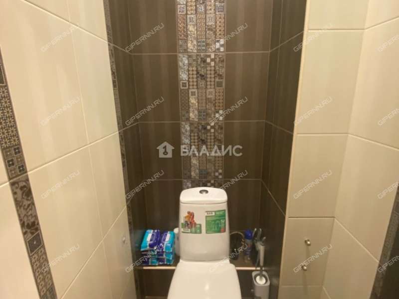 двухкомнатная квартира на бульваре 60-летия Октября дом 23 к1