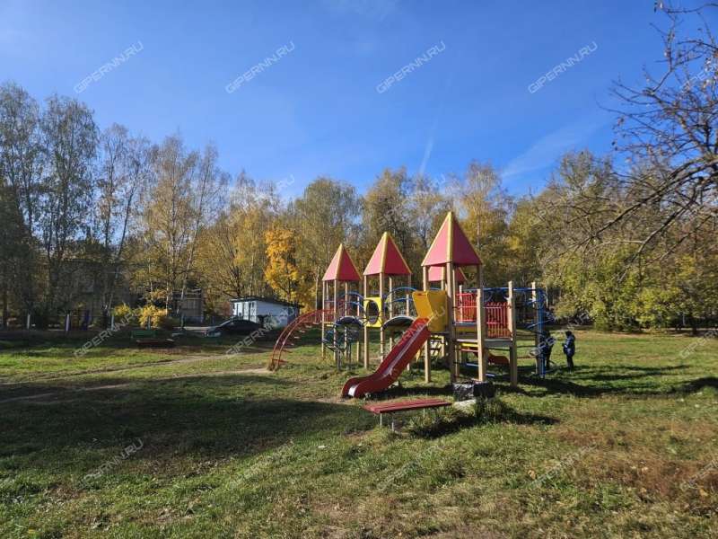 трёхкомнатная квартира на проспекте Бусыгина дом 9
