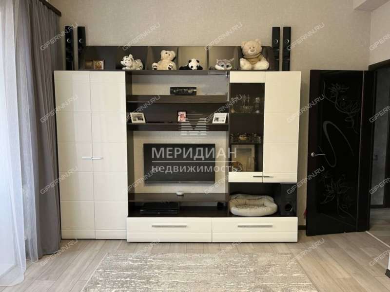 двухкомнатная квартира на улице Страж Революции дом 32