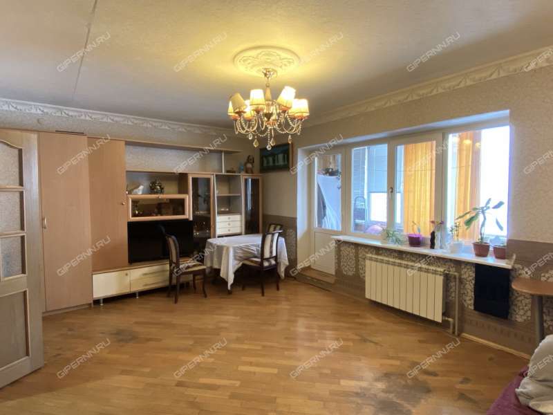 трёхкомнатная квартира на Студенческой улице дом 12