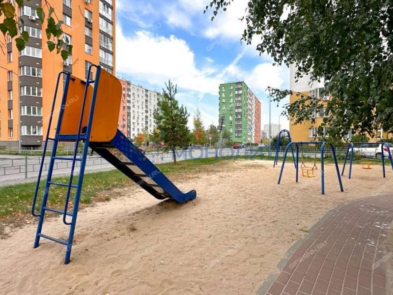 однокомнатная квартира на Бурнаковской улице дом 65