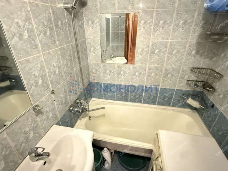 трёхкомнатная квартира на Берёзовской улице дом 102А