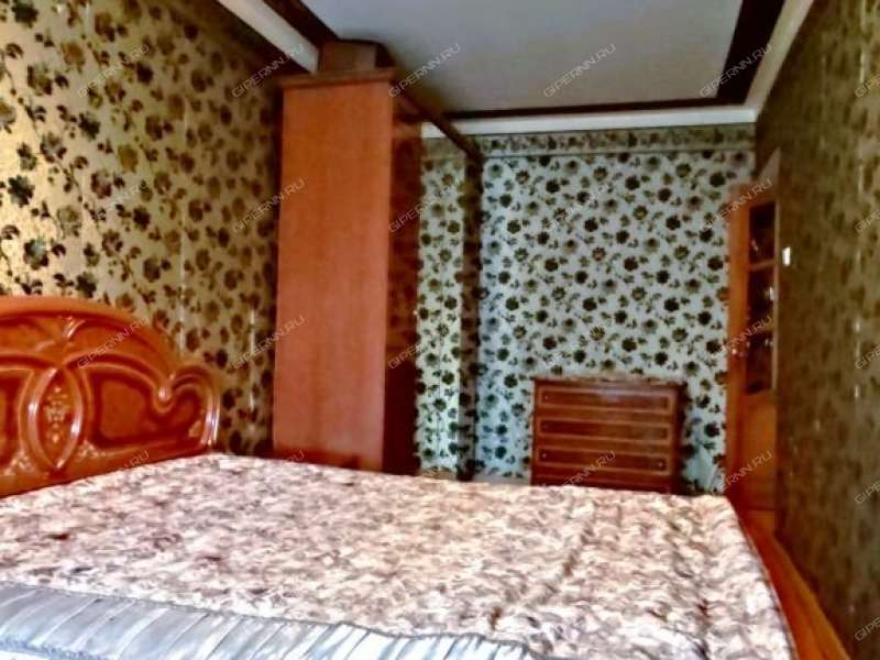 трёхкомнатная квартира на улице Мельникова дом 14