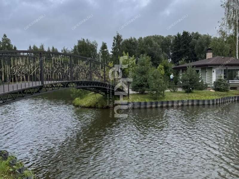 дом на Яблоневая ДП Земляникино