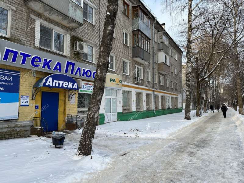 помещение под торговую площадь на улице Героя Рябцева