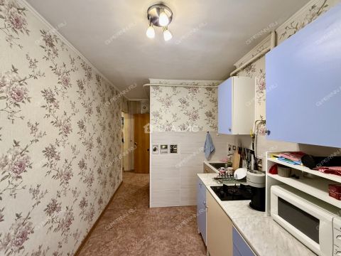 1-komnatnaya-ul-sergeya-akimova-d-3 фото