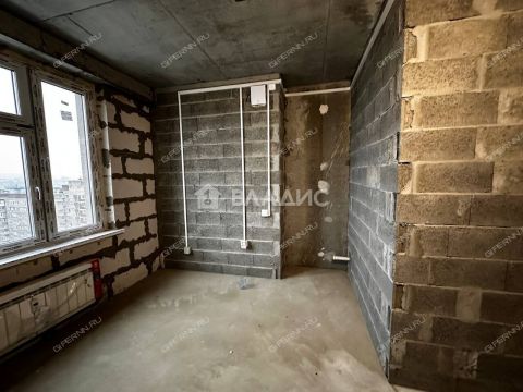 4-komnatnaya-ul-poltavskaya-d-15 фото