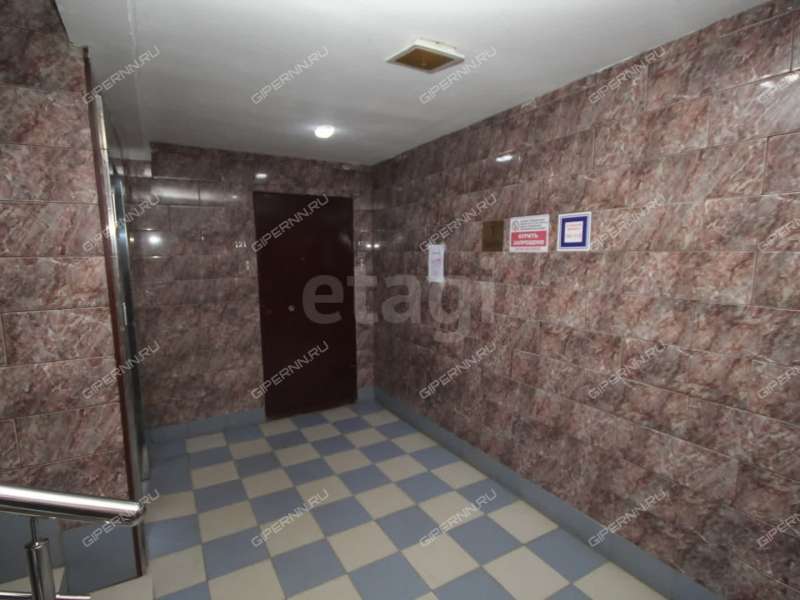 трёхкомнатная квартира на улице Верхнепечёрская дом 7 к2