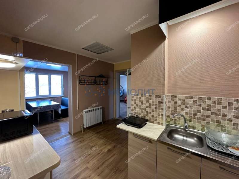 дом на Центральная деревня Утечино