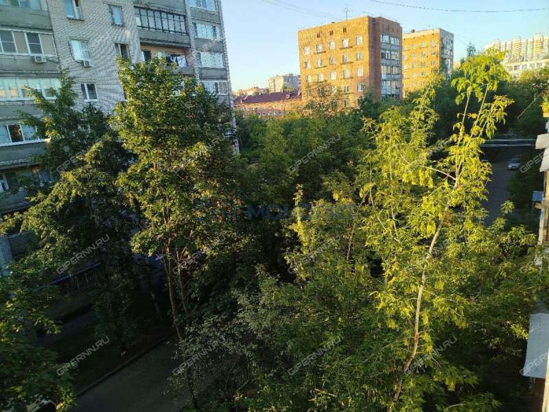 однокомнатная квартира в Светлогорском переулке дом 13