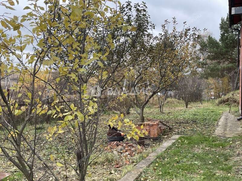 дом на  село Выездное