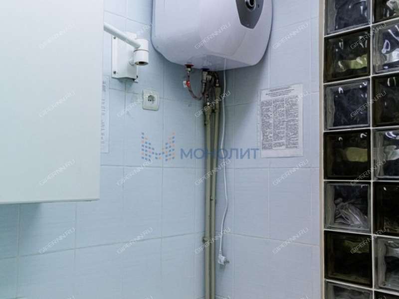 помещение под недвижимость под медицинские учреждения, недвижимость под салоны красоты на улице Героя Юрия Смирнова