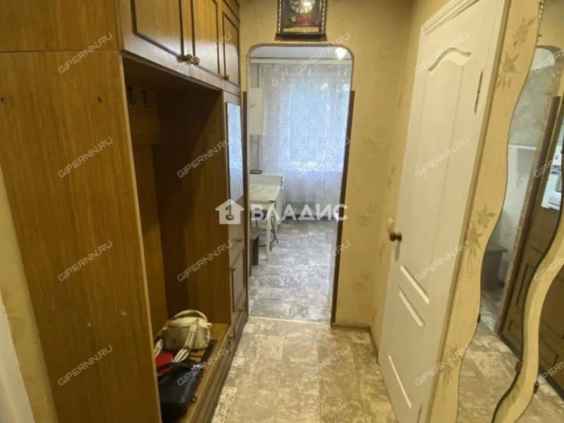 однокомнатная квартира на улице Пермякова дом 36