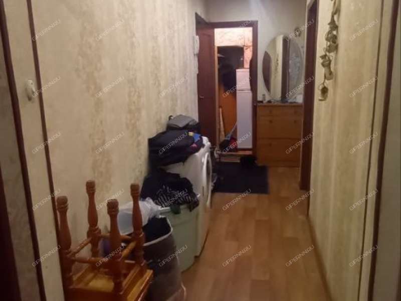 трёхкомнатная квартира на улице Челюскинцев дом 25