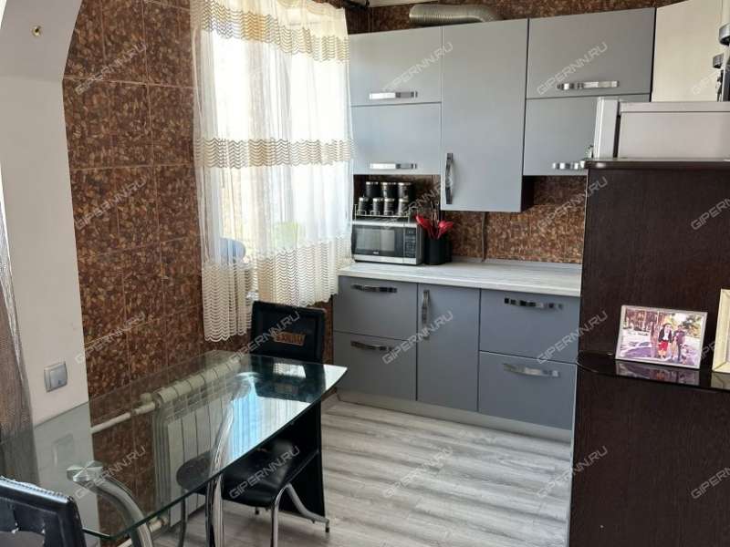 двухкомнатная квартира в переулке Райниса дом 5