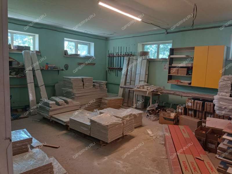 здание под склад, производственную площадь на Новой улице город Кстово