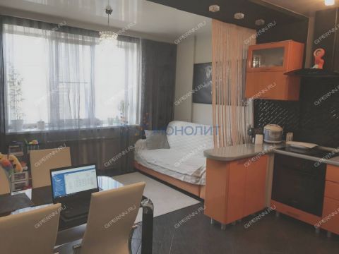 2-komnatnaya-nab-volzhskaya-d-8 фото