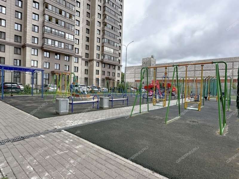 квартира-студия на улице Июльских Дней дом 1 к1