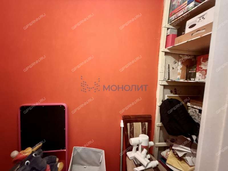 трёхкомнатная квартира на улице Верхнепечёрская дом 1