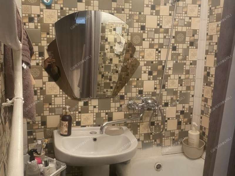 четырёхкомнатная квартира на улице Маковского дом 21