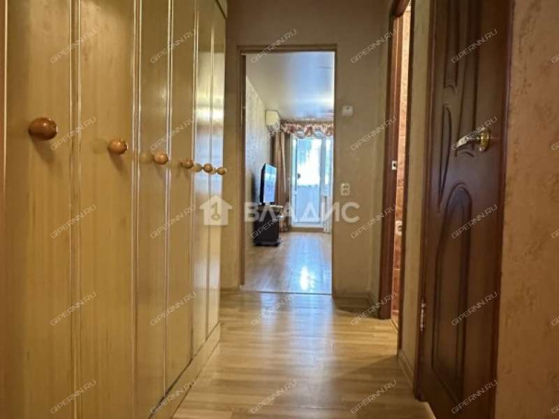 трёхкомнатная квартира на улице Сергея Акимова дом 57