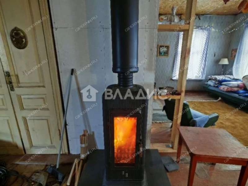 дом на улице Сутырина посёлок Ленинская Слобода