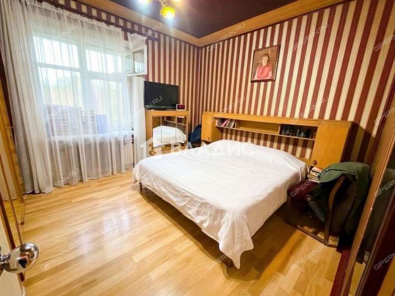 трёхкомнатная квартира на улице Искры дом 43