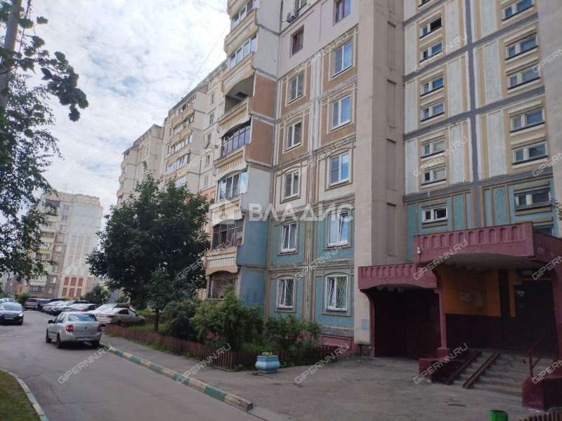 трёхкомнатная квартира на проспекте Ильича дом 42А